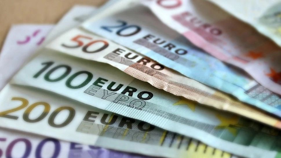 Bănci din România, amendate pentru încălcarea legislației privind spălarea de bani și finanțarea terorismului