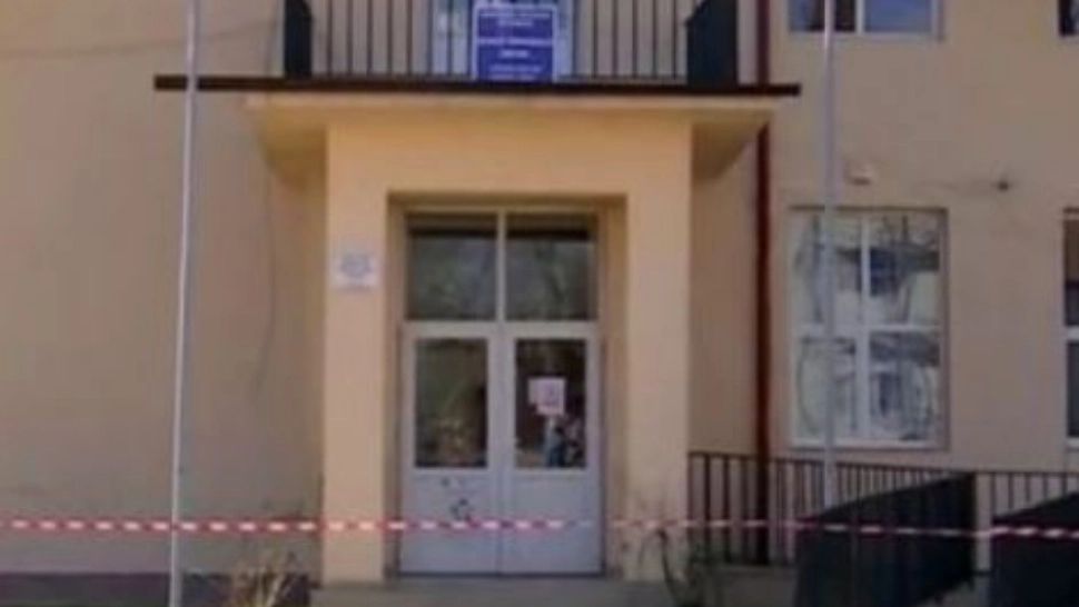 Școală din Gorj ce urmează să fie demolată. Foto/Gorjtv