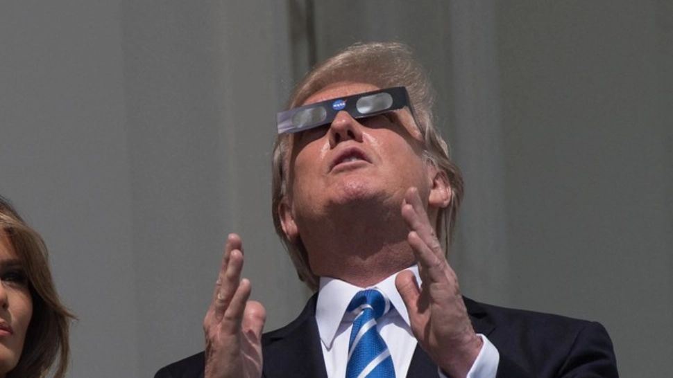 Donald Trump l-a jignit pe procurorul care conduce ancheta 