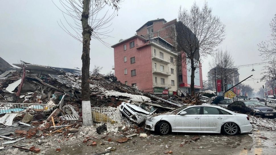 Cutremure în Turcia și Siria: peste 11.000 de morți, zeci de mii de răniți