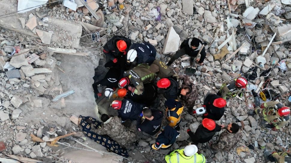 MIRACOL Bebeluş de 7 luni, salvat la 140 de ore după cutremurul devastator din Turcia - VIDEO
