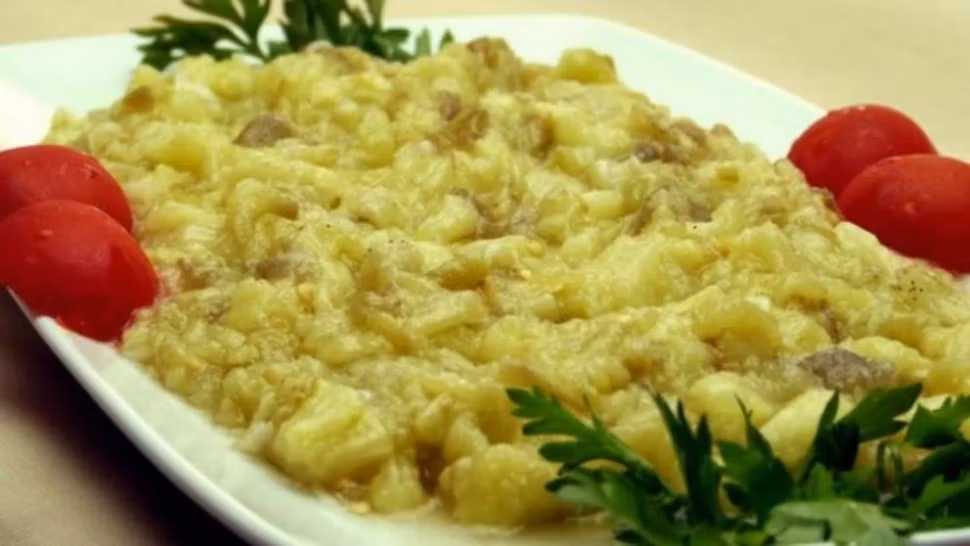 Greșeala pe care o fac toate gospodinele când prepară salată de vinete 