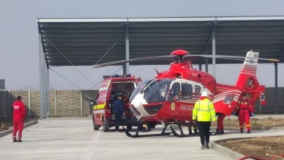 4 persoane duse la spital cu elicopterul și ambulanța, în urma unui accident grav de muncă în județul TIMIS - FOTO