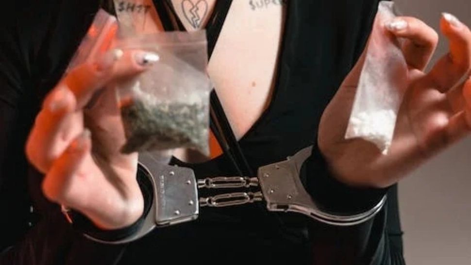 Pedepse grele pentru traficanții de droguri. Președintele Iohannis a promulgat legea