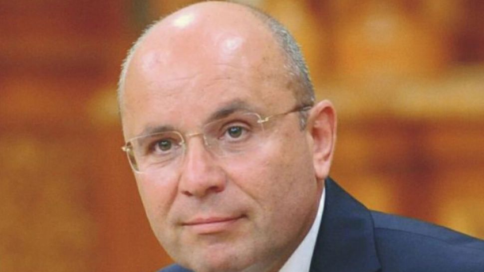 Cozmin Gușă: Academia Română îi face bezele lui Soros. Disperare mare! 