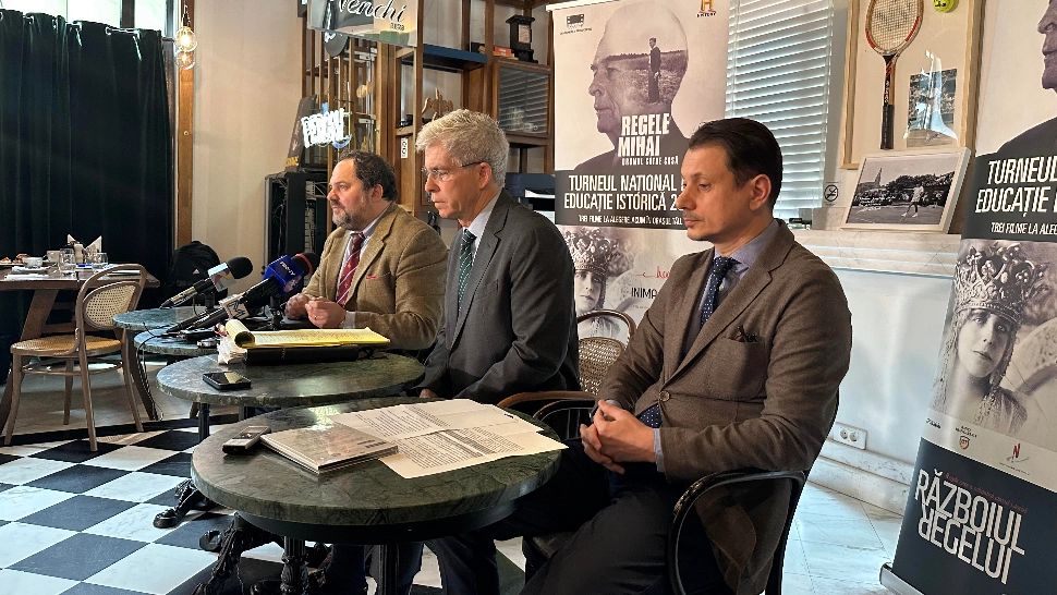 Turneul de Educație Istorică ajunge în toată țara - Trilogia de filme documentare românești, o călătorie unică în timpul monarhiei