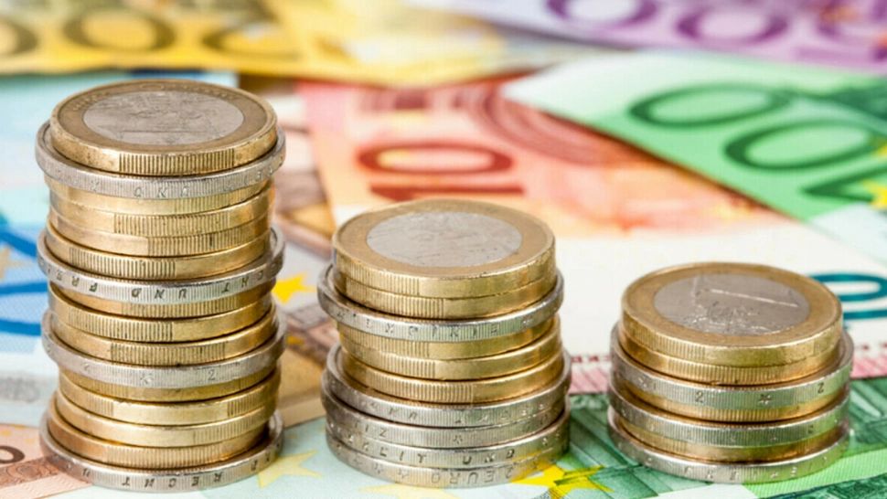 România, tot mai îndatorată: Creștere uriașă a datoriei publice - a depășit deja 50 la sută din PIB - E necesar un plan al Guvernului