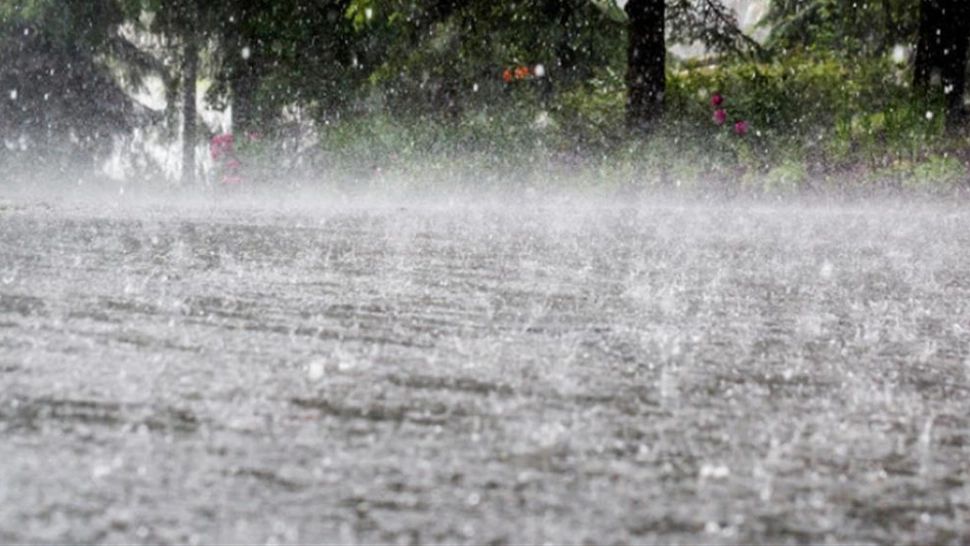 Alertă meteo: Fenomene extreme în 3 județe - Zonele afectate de Cod portocaliu și galben de ploi torențiale, grindină și vijelii