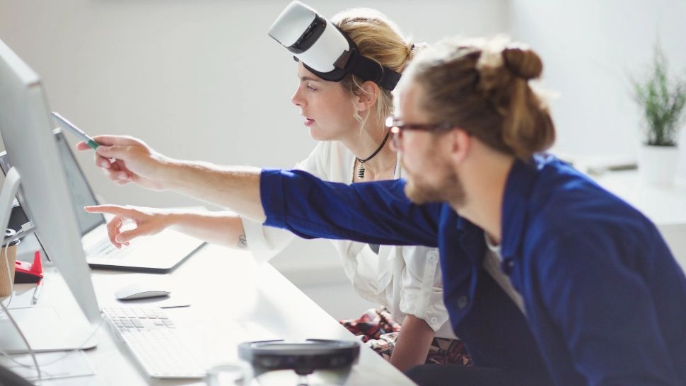 Salarii demne de UE, în industria IT&C românească. Foto/Profimedia