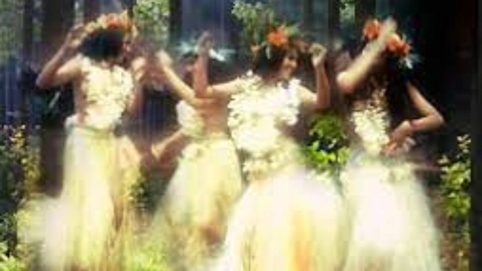 Sânzienele sau Drăgaica, noaptea magică în care se deschid porțile dintre lumi. Tradiții, obiceiuri, superstiții