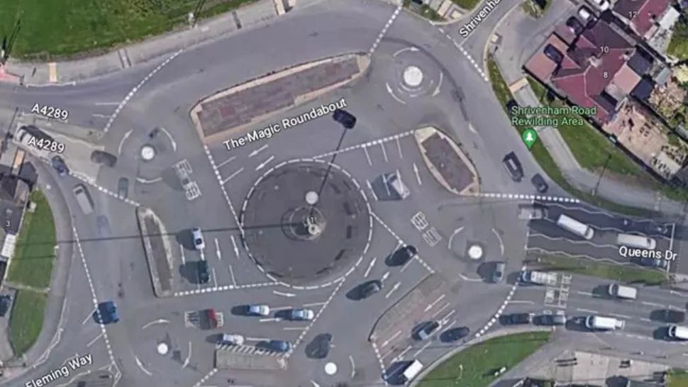 Sensul giratoriu din iad. Provocă adevărate coșmaruri și celor mai profesioniști șoferi