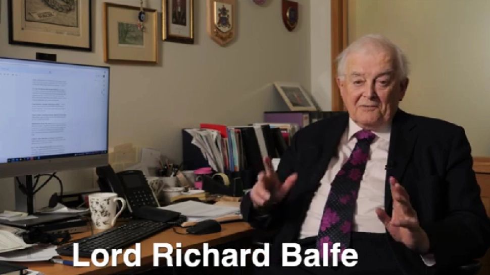 Un lord britanic a făcut o serie de declarații controversate despre Ucraina. Foto: Captură YouTube