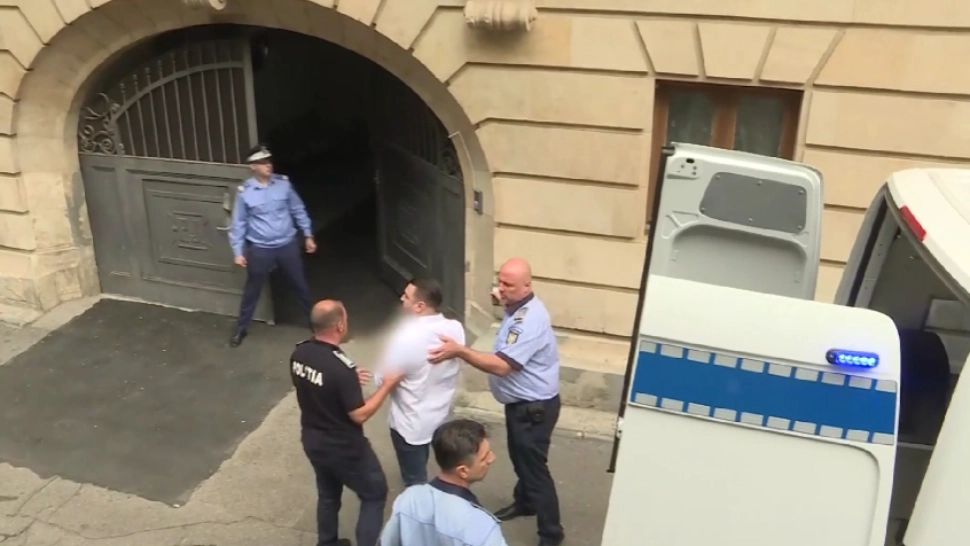 Frații Godei aduși, joi, la CAB/ Captură video