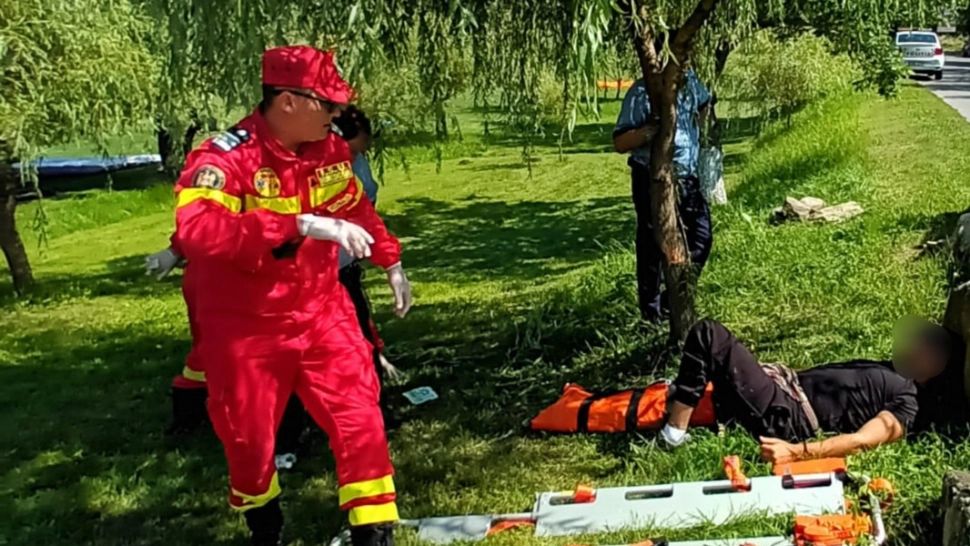 Barbat cazut cu parapanta