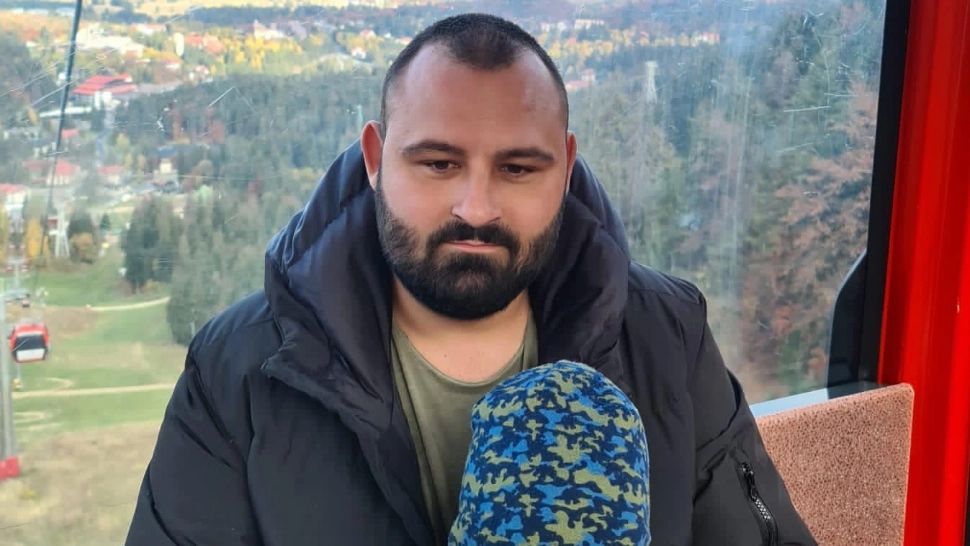 Patronul de la „azilele groazei” cheltuia banii pe droguri, prostituate și lăutari. Foto: Facebook/Godei Stefan Cristian