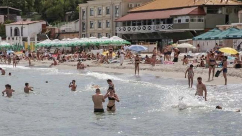 Primele plaje deschise la Odesa, de la începutul războiului Rusiei Foto: Reuters