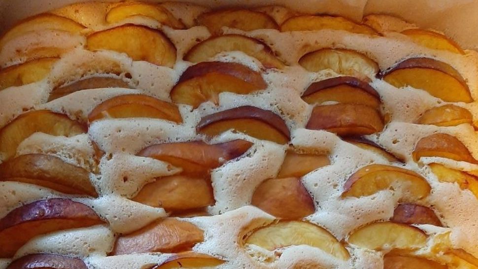 Cea mai bună rețetă de pandișpan cu fructe - Secretul acestei prăjituri de casă nu e știut de multă lume