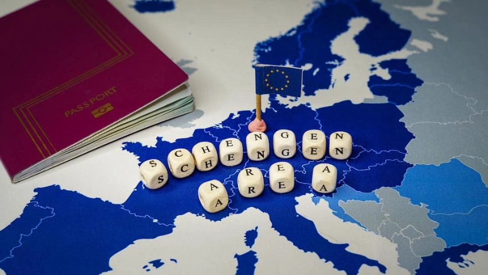 Eugen Tomac critică dur refuzul "absurd și repetat obsesiv" al Austriei de a primi România în Schengen: Abordarea trebuie schimbată radical. Apel către Guvern