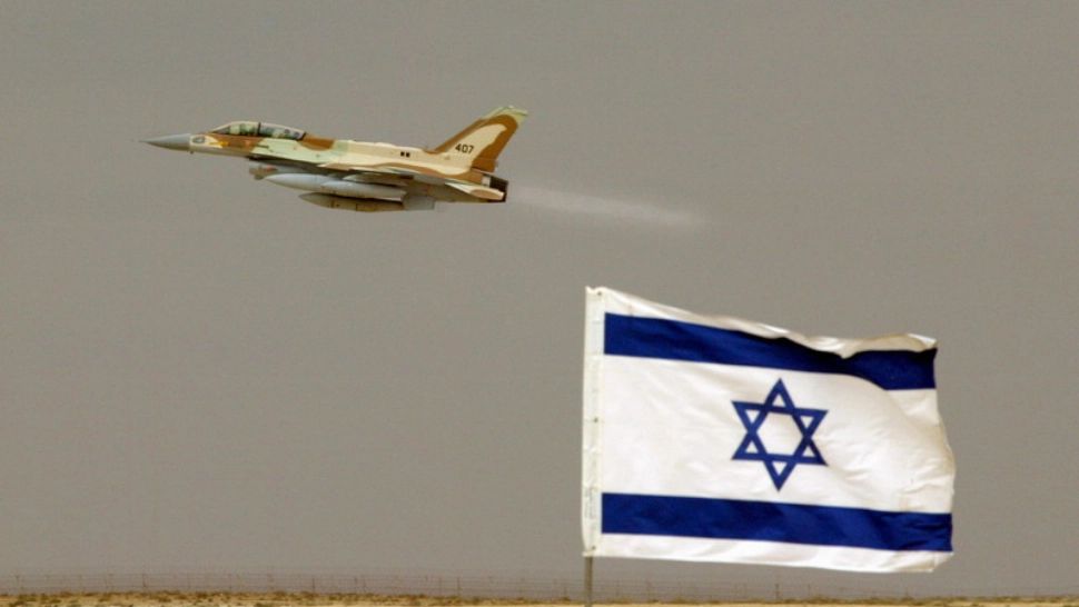 Atac israelian la Damasc/ Foto: Twitter CDE News