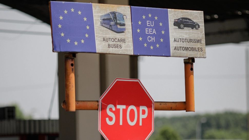 Trafic de coșmar prin vama Giurgiu: bulgarii fac verificări suplimentare pentru persoane. Care este timpul de așteptare 