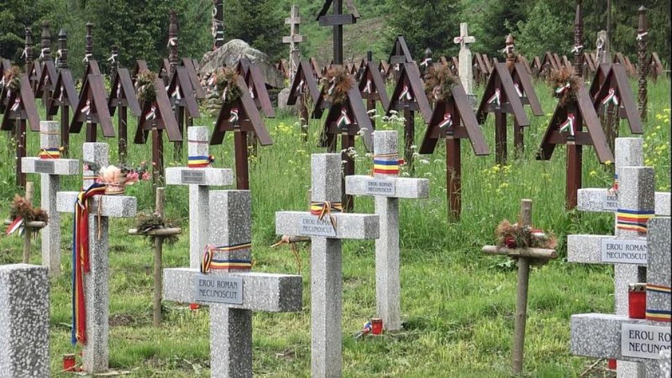 Cimitir Valea Uzului
