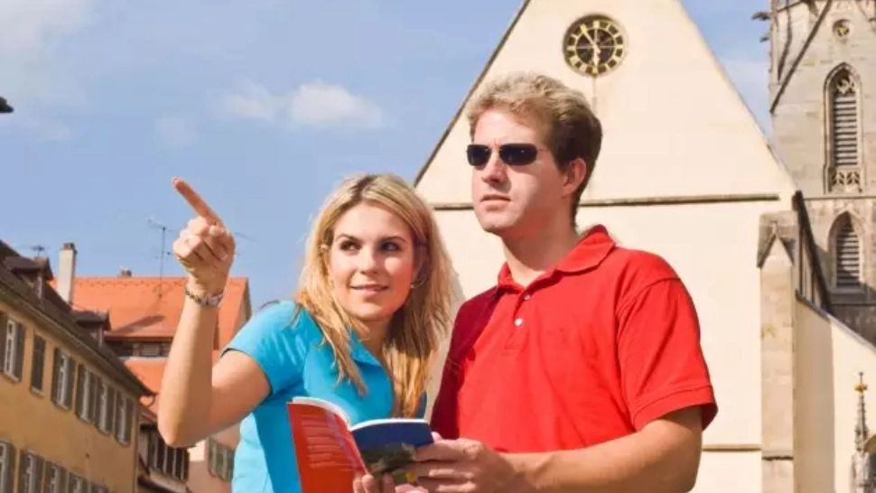 Liber la meseria de ghid turistic. Apare o nouă categorie, vezi cum s-au schimbat regulile de atestare