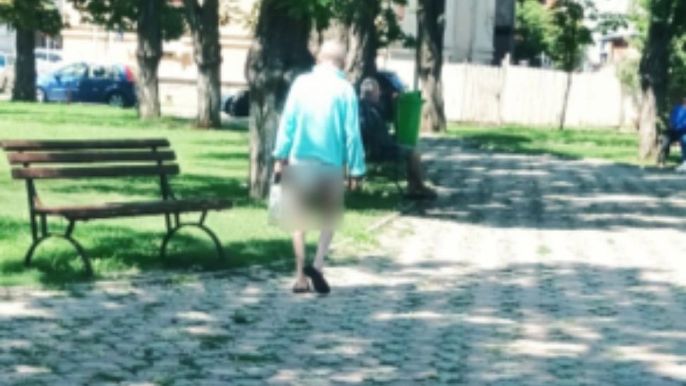 Batran pe strazile din Buzau