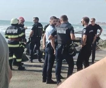 STARE DE ALERTĂ în Costinești, după ce O MINĂ MARINĂ ar fi explodat în apă 