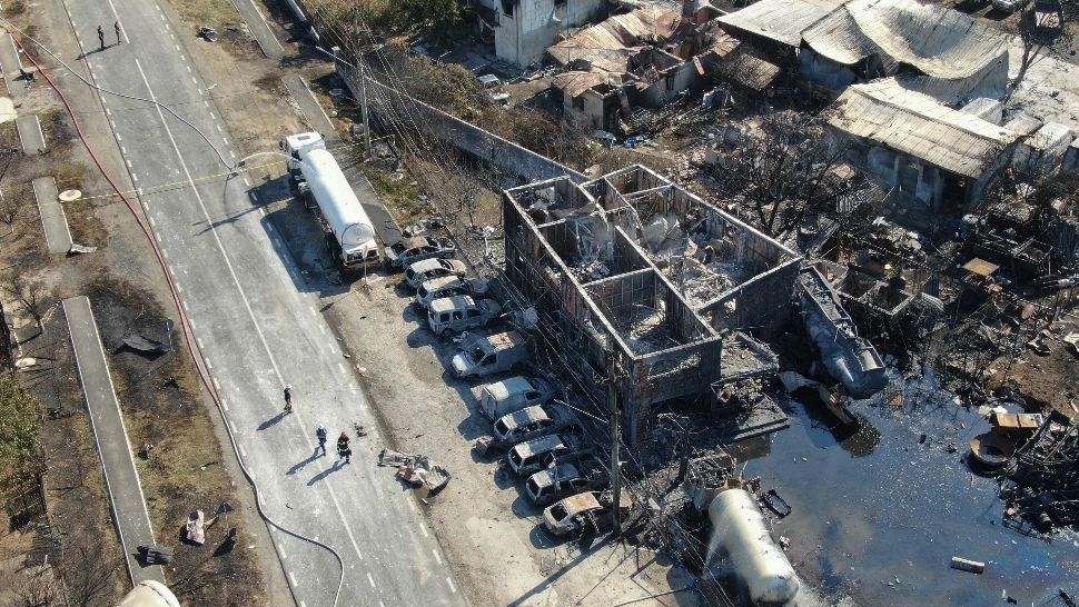 Urmările exploziei de la Crevedia au lasă găuri în bugetele asiguratorilor. Foto: Inquam