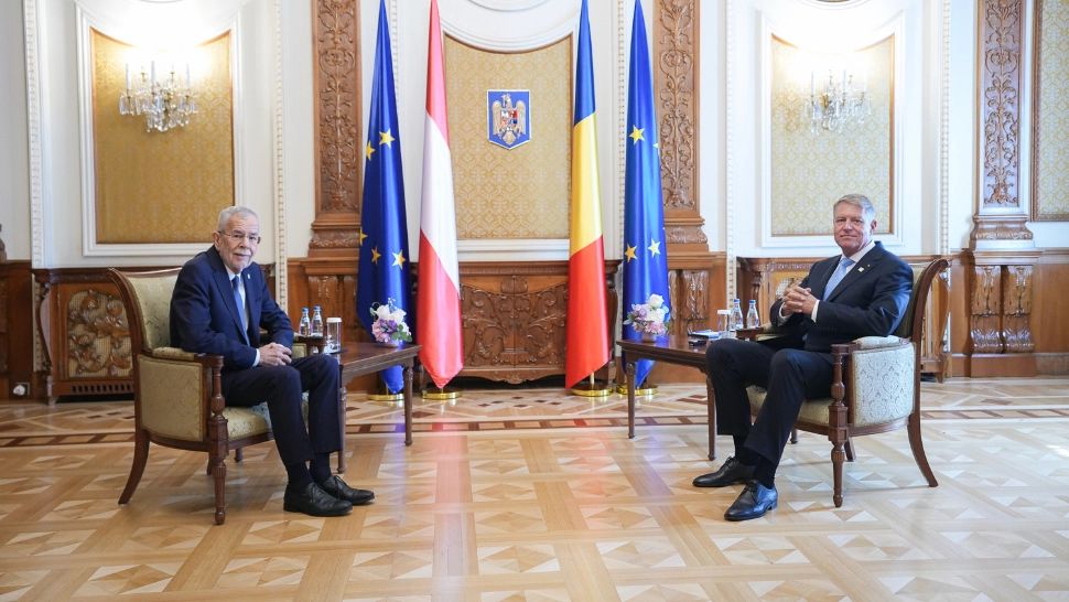 Klaus Iohannis alături de Alexander Van der Bellen/ Foto: Twitter 