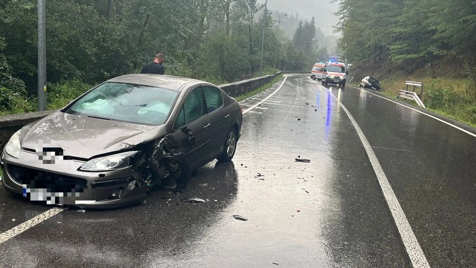 Teroare pe șoselele din România. Încă un șofer mort de beat a făcut prăpăd -  4 oameni răniți