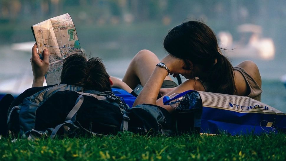 Taxă specială pentru românii care pleacă în vacanță în străinătate