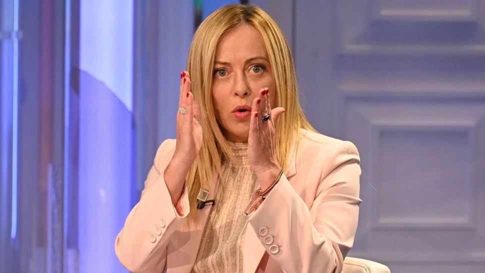  Giorgia Meloni propune izolarea migranților în zone părăsite. Foto: Profimedia