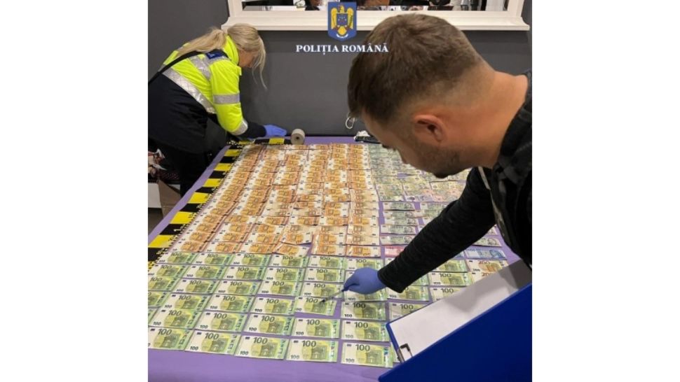32 de percheziții în judeţele Mureş şi Harghita, într-un dosar de şantaj şi camătă - FOTO