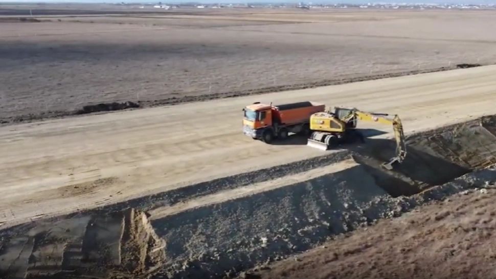 Autostrada Molodvei se întinde pe kilometri întregi de facturi neplătite - Ce spune CNAIR/ Captură video