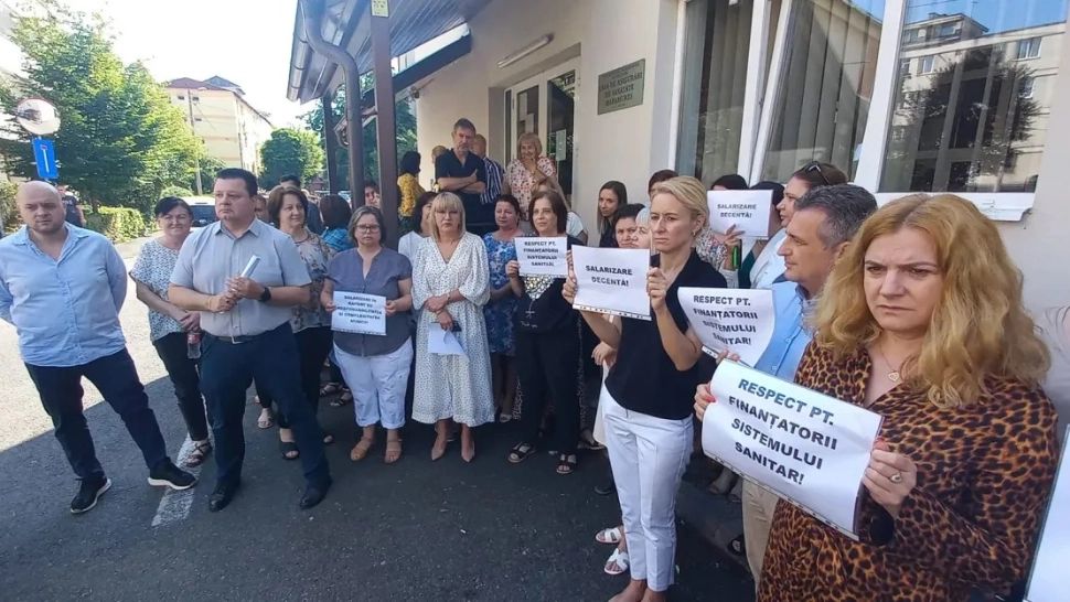 Continuă protestele angajaților din Casele Județene de Sănătate. Foto/BNS