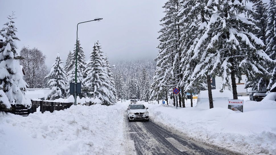 Cod galben de fenomene periculoase: zonele lovite de ninsori viscolite - rafale de până la 100 km/h