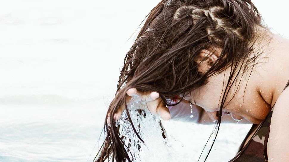 Părul gras va deveni o urâtă amintire!/unsplash.com