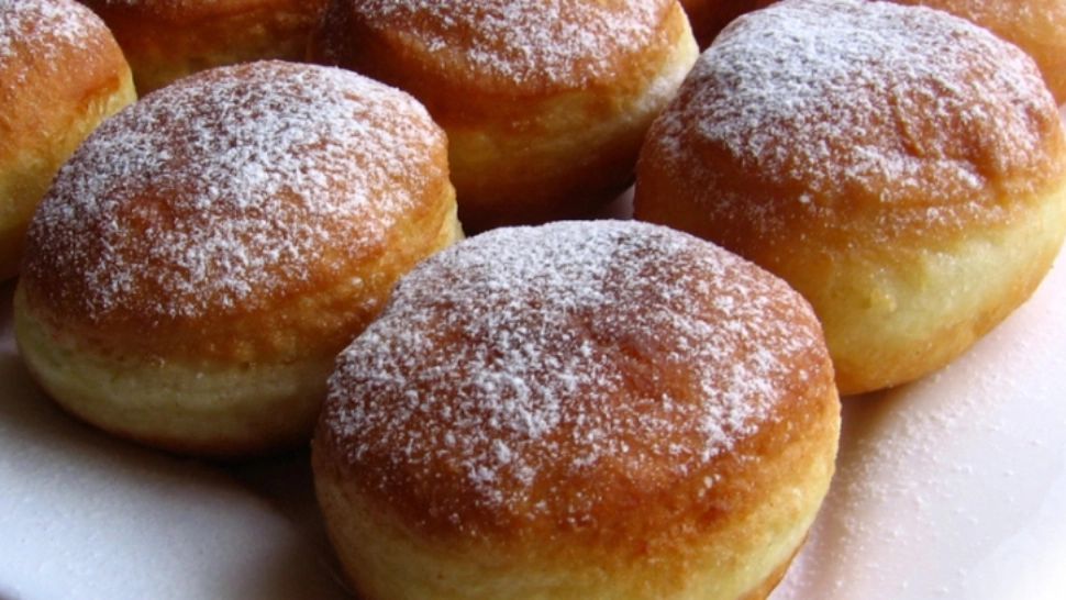 Gogoşi pufoase de post. Rețeta rapidă pe care trebuie să o încerci în Postul Crăciunului