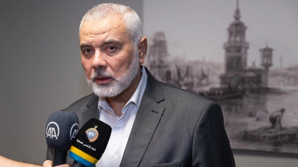 Ismail Haniyeh anunța un acord între Hamas și Israel. Foto/Profimedia