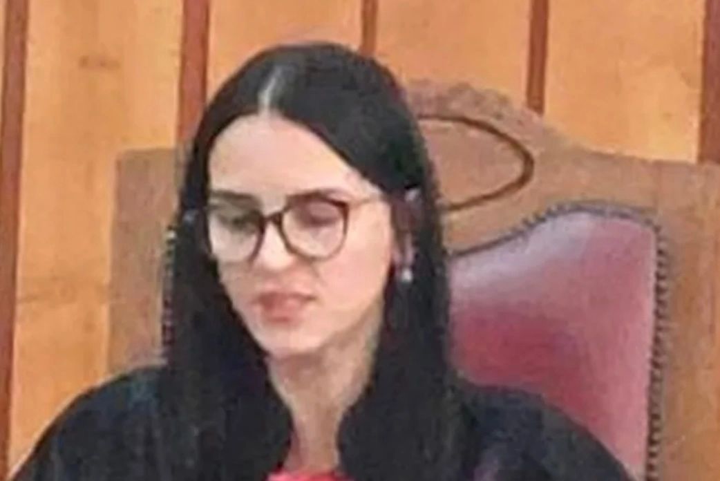 Tupeu fără margini: judecătoare drogată din Suceava vrea în libertate. Cererea depusă în instanță