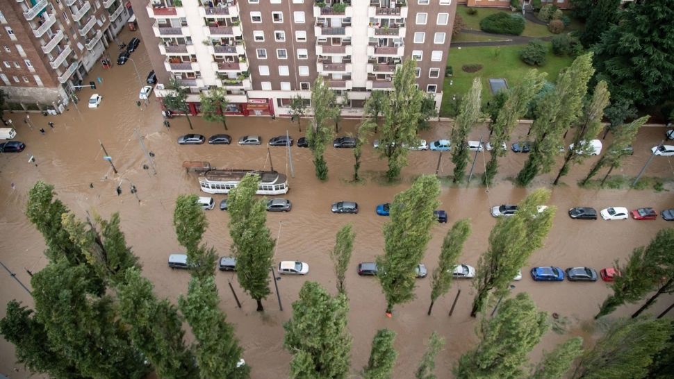 Vremea face ravagii în Europa - Inundații Milano / Foto: Profi Media