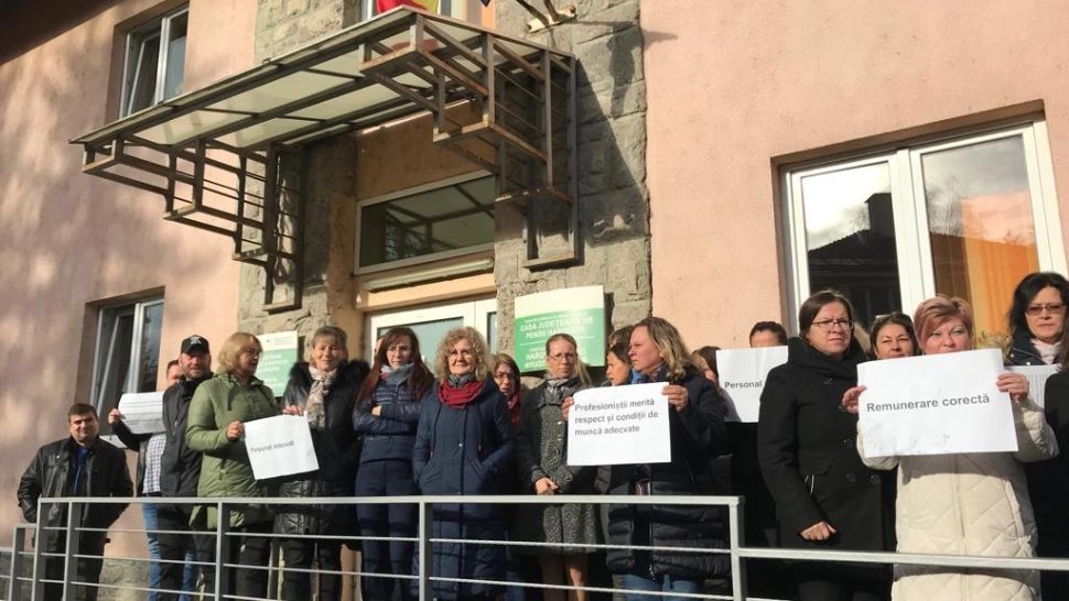Angajații amenință cu forme de protest ce pot duce la blocaje (foto: Info Harghitei)
