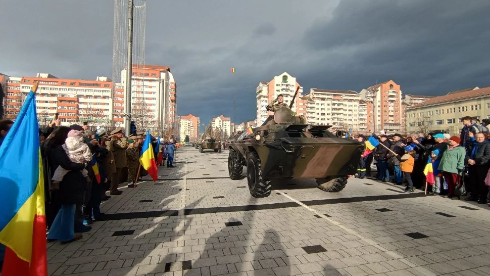 2000 de participanți la ceremonialul dedicat Zilei Naționale, la Miercurea Ciuc. Foto: Agerpres