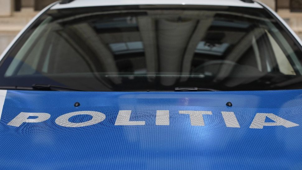 Panică la un târg din Timișoara: un vânzător a fost atacat cu un cuțit. Agresorul, nemulțumit de prețurile mari - FOTO
