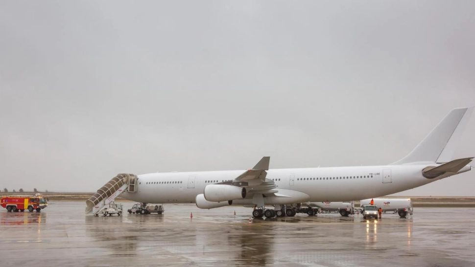 Un Airbus al unei companii românești, blocat pe aeroport în Franța. Suspiciune de trafic de persoane spre SUA sau Canada