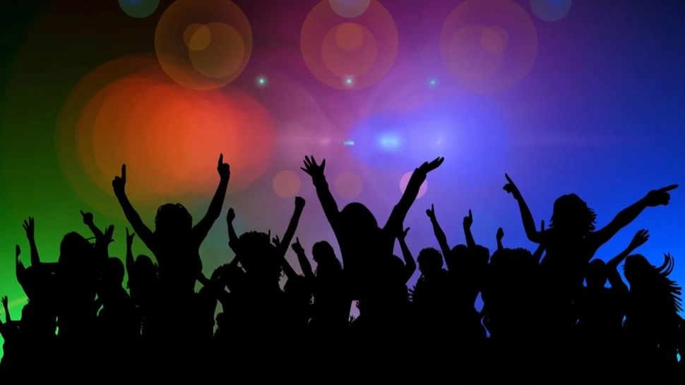 Încep petrecerile pe litoral! Poliția, în alertă: drogurile rămân, în continuare, principalele 