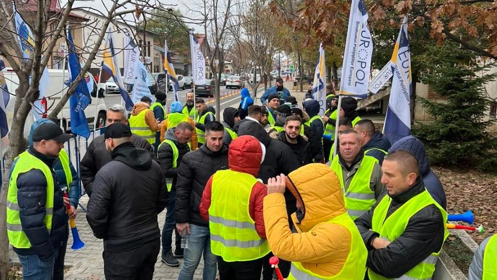 Europol amenință cu protestele, dacă Predoiu nu rezolvă problemele din sistem. Foto/Europol