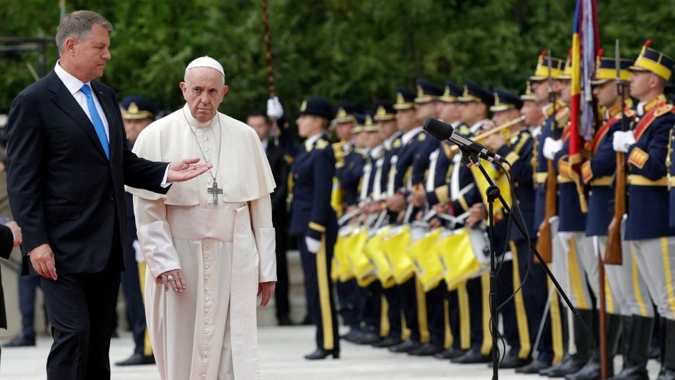 Suveranul pontif a anuțat că medicul i-a interzis deplasarea