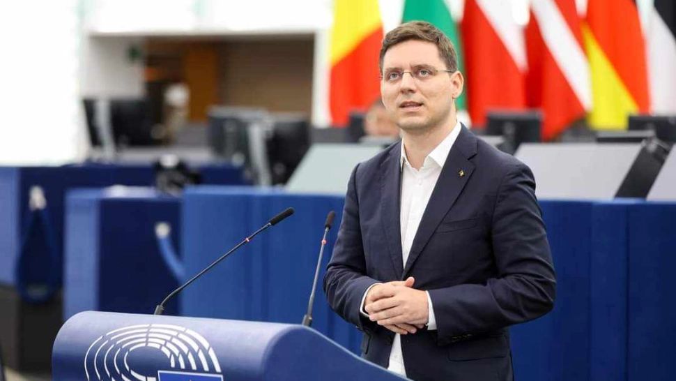Victor Negrescu/ Facebook